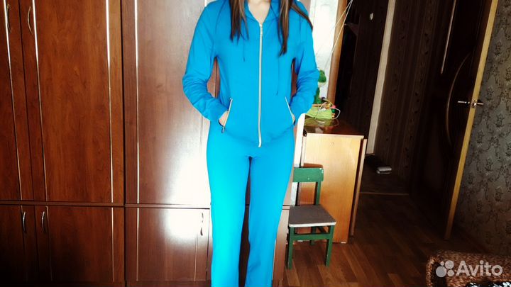 Спортивный костюм