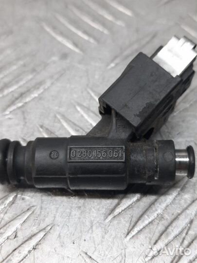 Форсунка Seat Leon хэтчбэк 5 дв. 1.8 AUQ 2002