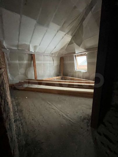 Дом 305 м² на участке 4 сот.