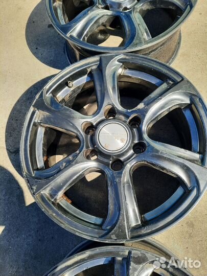 Продам диски на toyota