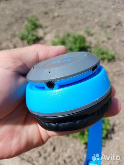 Беспроводные наушники bluetooth