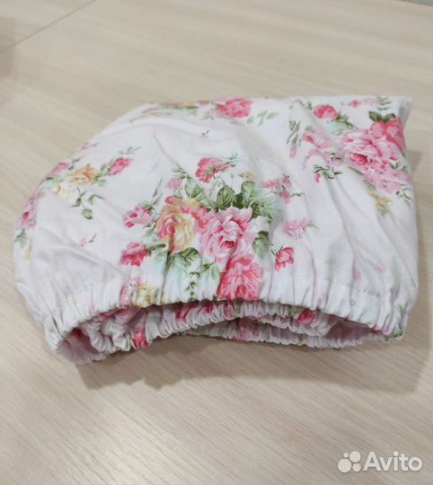 Простынь на резинке 120 60 новая