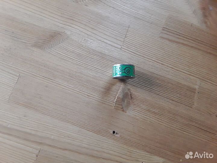 Кольцо с эмалью