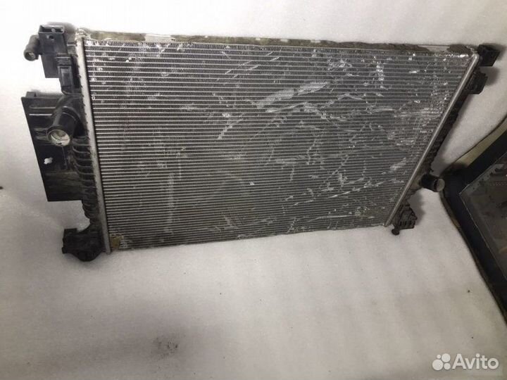 Радиатор охлаждения Ford Kuga 2