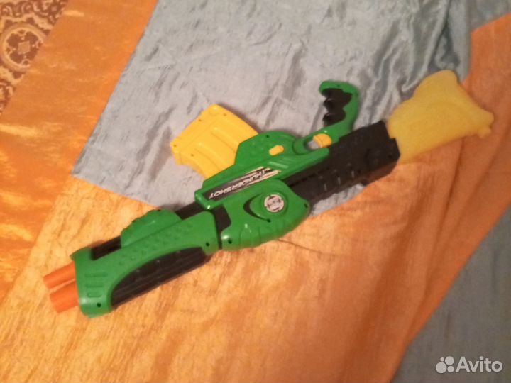 Игрушечный пистолет