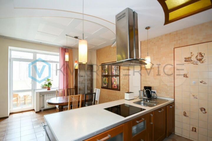 4-к. квартира, 195,2 м², 6/10 эт.