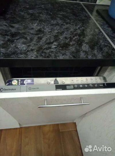 Посудомоечная машина electrolux