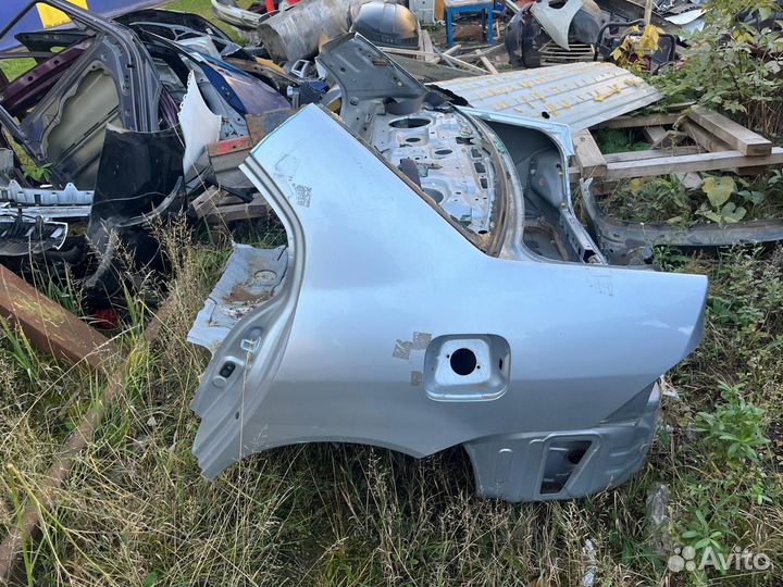 Mitsubishi lancer 9 заднее крыло