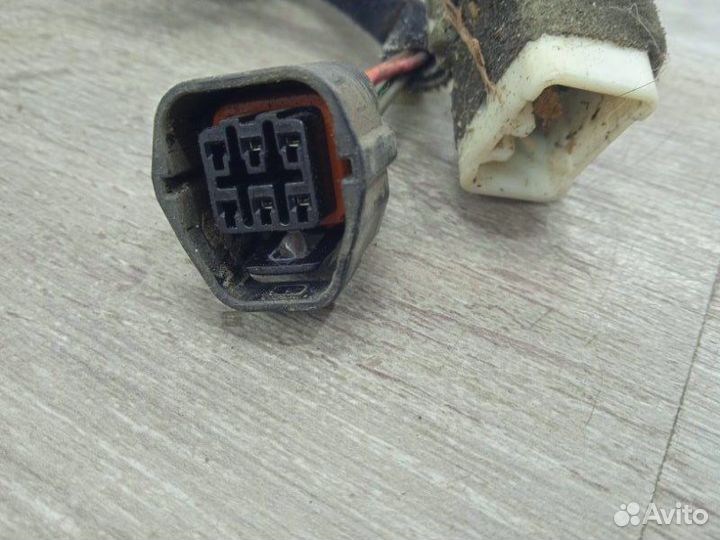 Проводка (коса двери) задняя левая Hyundai Elantra