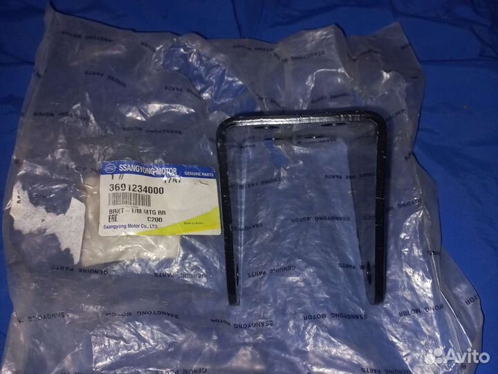 Кронштейн кпп Ssang Yong Actyon Korando