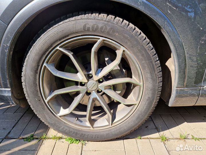 Goodyear 285/45 R20 зимние нешипованые в сборе Q7
