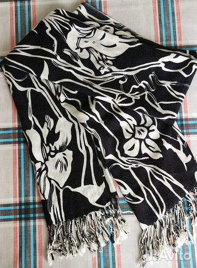 Женский шарф