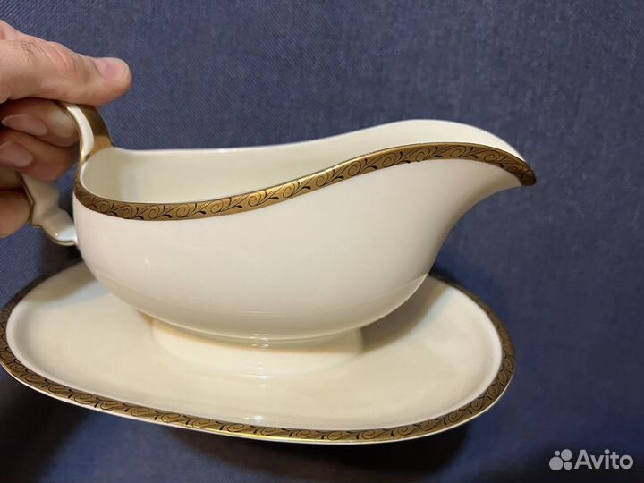 Фарфоровый соусник (Германия)
