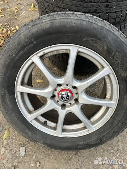 Accelera 651 2.25/4.5 R4