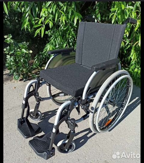 Коляска инвалидная