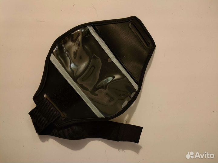 Сумочка для телефона на руку