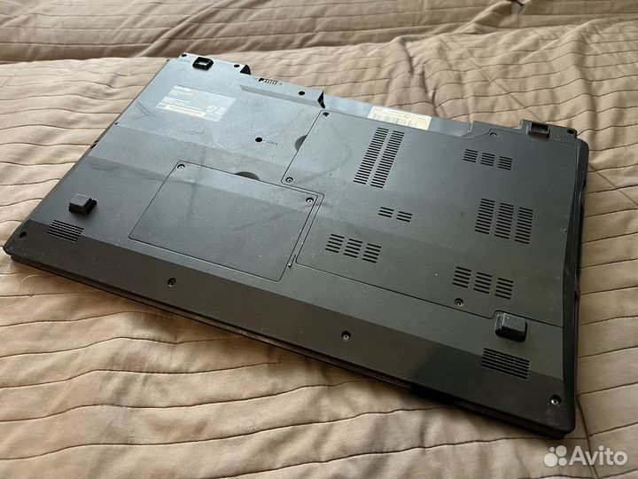 Ноутбук 17дюймов