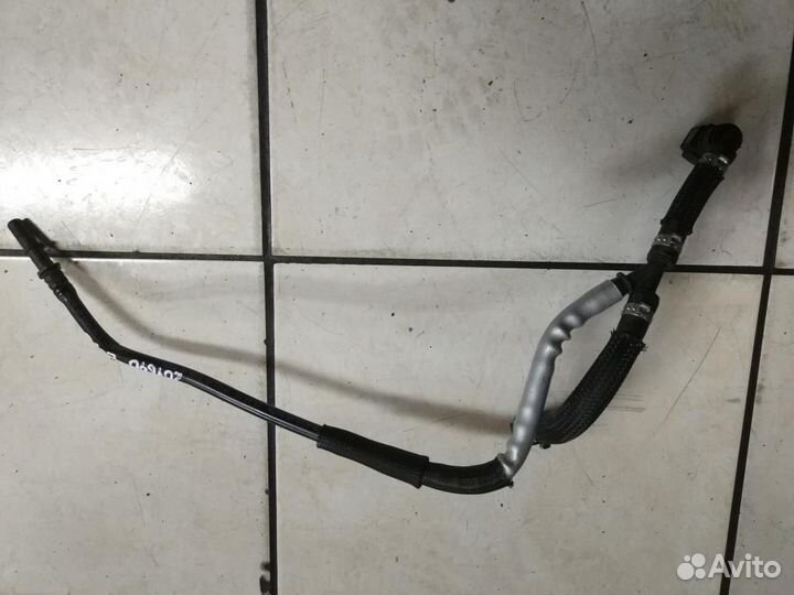 Трубка топливная Range Rover Discovery Sport L5