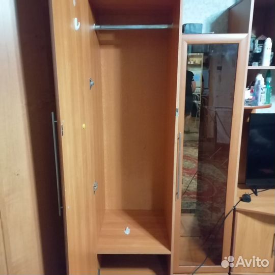 Стенка в гостиную со шкафом