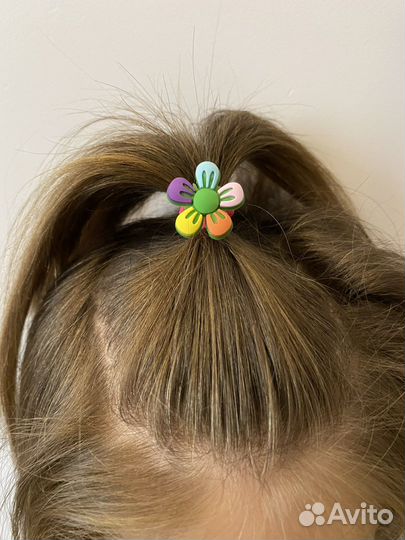 Набор заколок новых