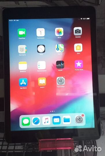 Планшет Apple iPad Air 64Gb Wi-Fi + Cellular