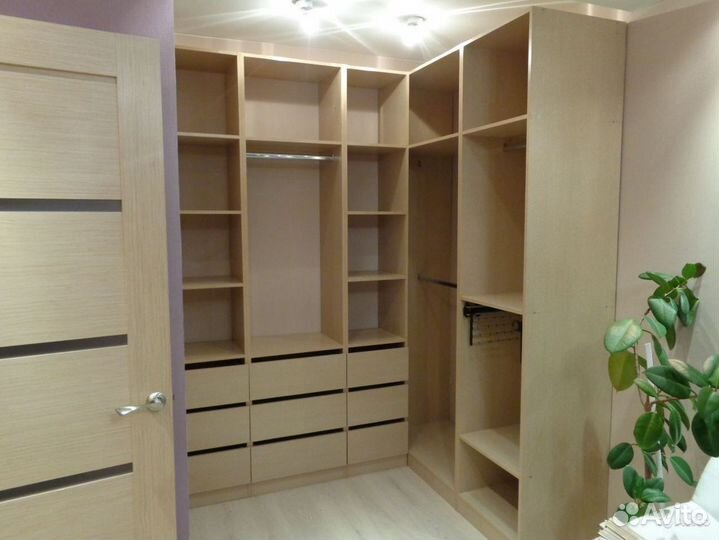 Шкаф стенка