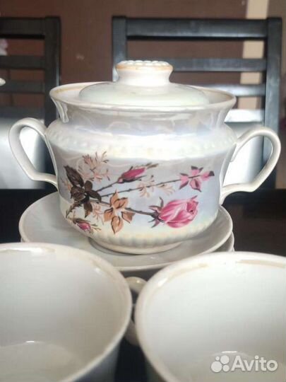 Сервиз чайный на 6 персон из 14 предметов