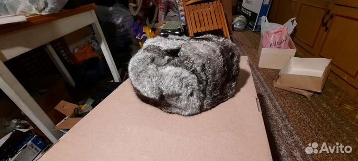 Шапки зимнии новые с ушами