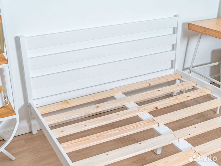 Кровать двуспальная