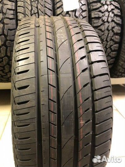 Charmhoo Sports T1 245/40 R18