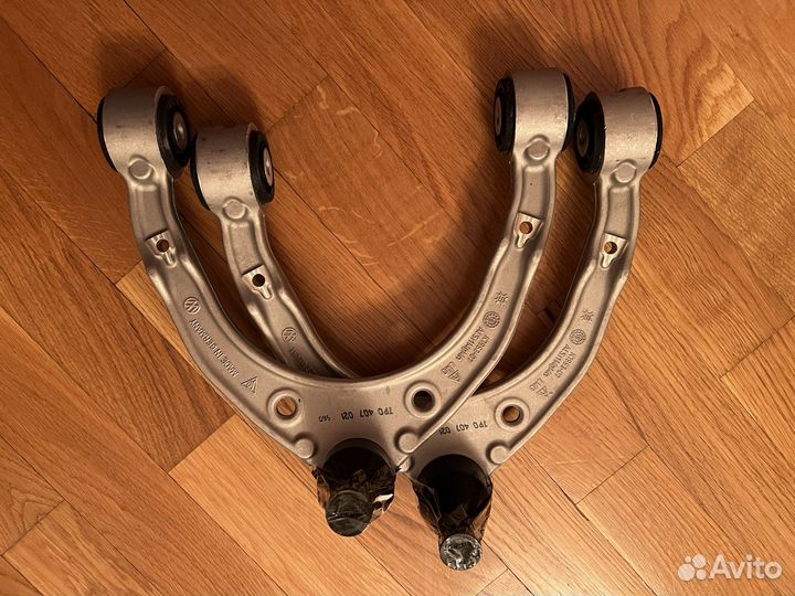 Рычаг передний верхний Porsche Cayenne 2 2010-2017