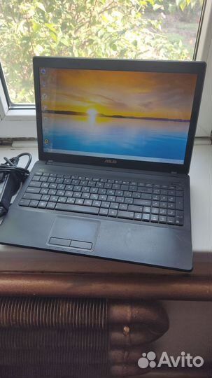 Ноутбук asus