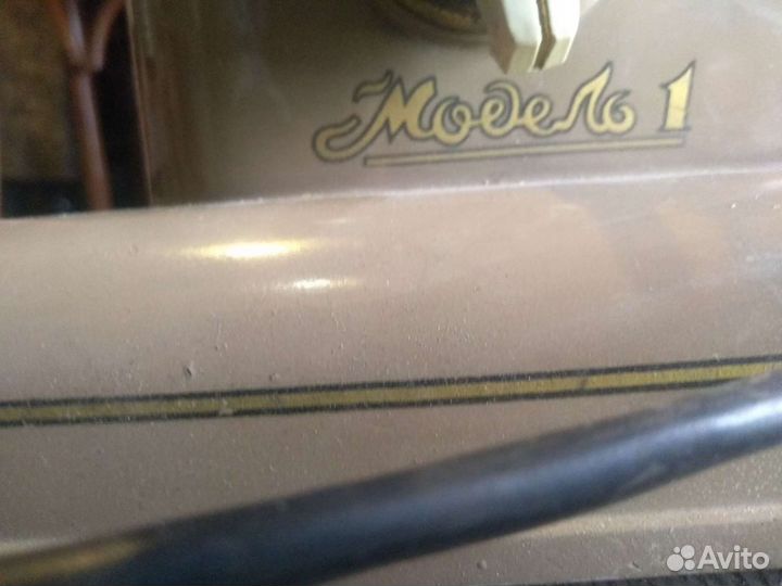 Швейная машина Тула. Модель 1