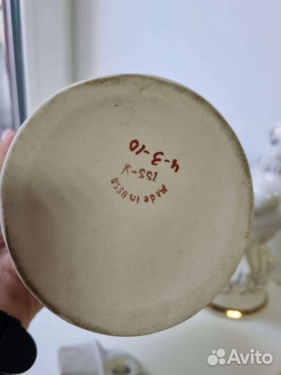 Фарфоровые статуэтки - графины Петушки