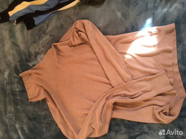 Коробки с вещами 2 шт