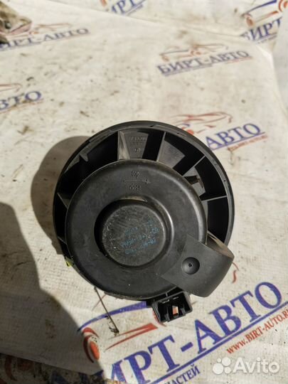 Моторчик печки под ремонт Ford Focus 3