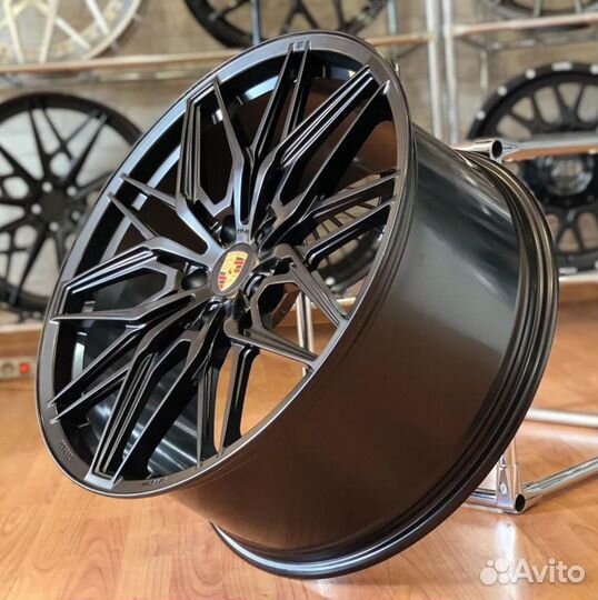 Кованые Диски Gard 22 10/11.5 5x130 Porsche