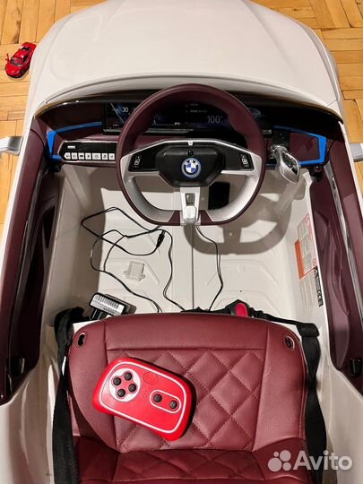Детский электромобиль bmw
