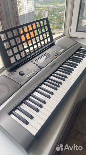 Синтезатор yamaha psr r300