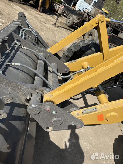 Экскаватор-погрузчик Shanmon 388H, 2024