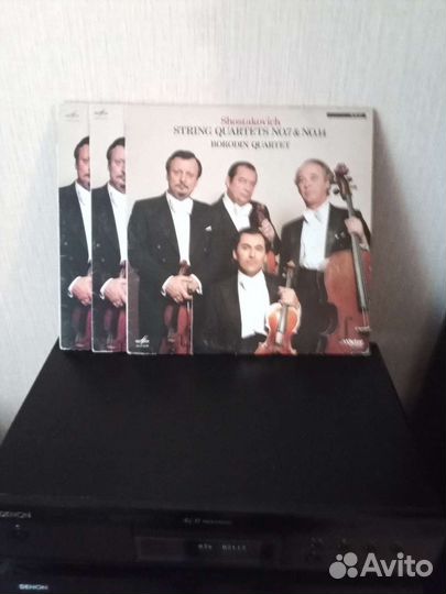 Продаются пластинки