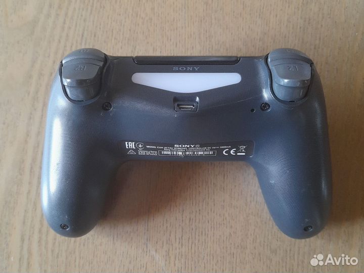 Джойстик Sony PS4