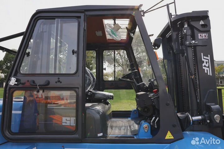 Вилочный погрузчик TRF D70-3M, 2023