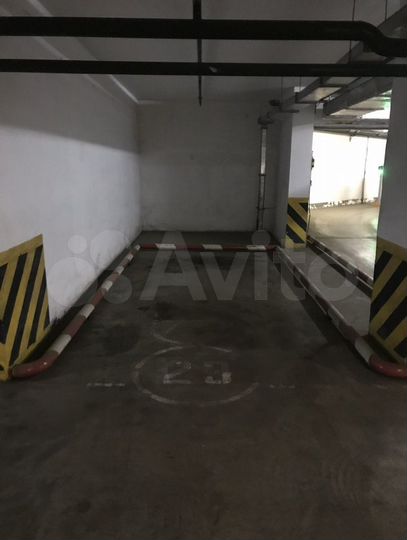 Машиноместо, 14 м²