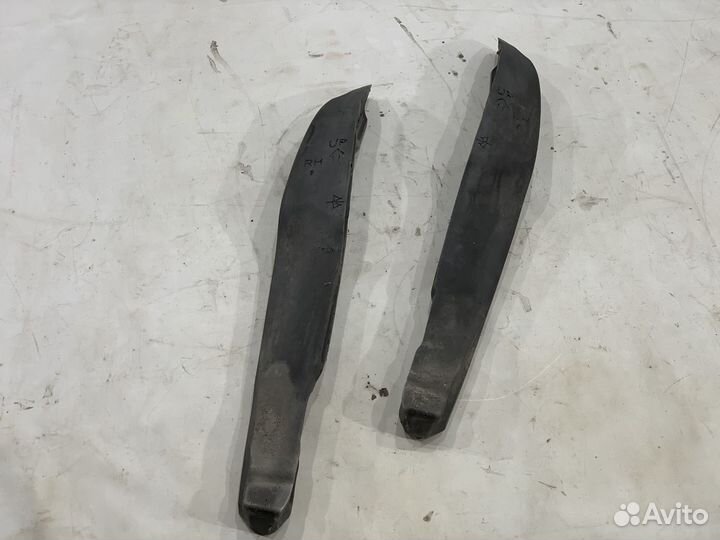 Наполнитель переднего крыла Mazda CX-5 KE