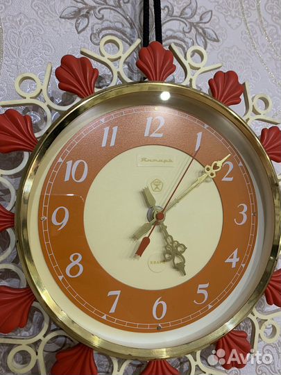 Настенные часы «Янтарь» кварц, СССР