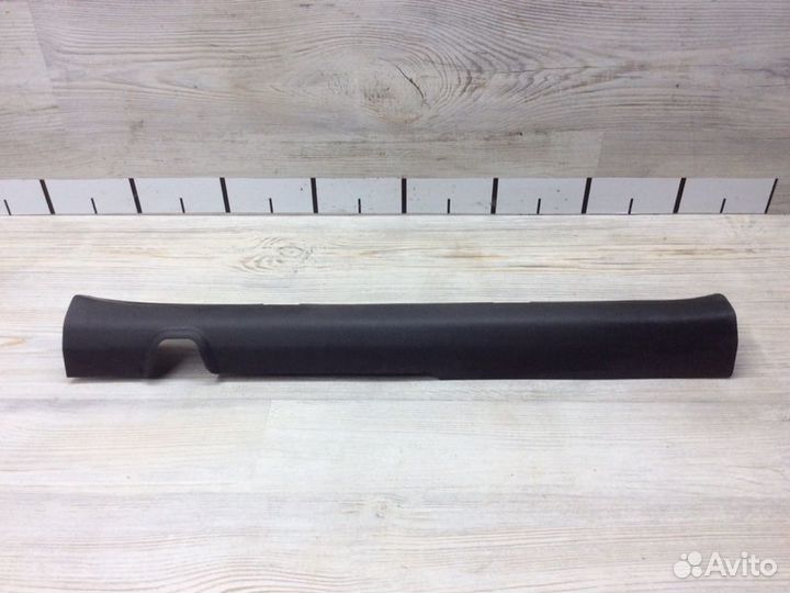 Накладка порога (внутренняя) передняя левая