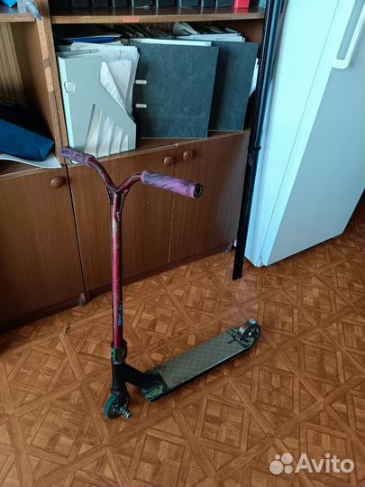 Трюковой самокат