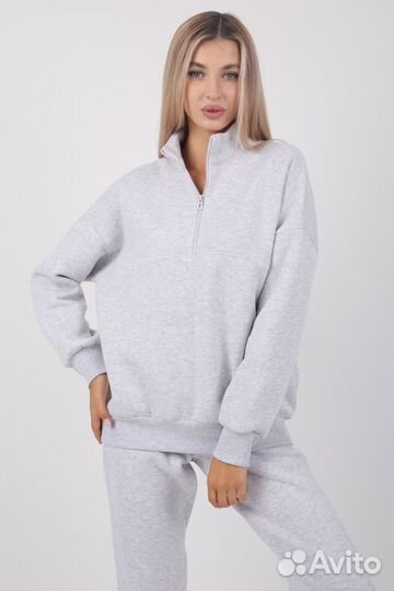 Спортивный костюм женский теплый на молнии