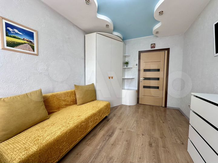 2-к. квартира, 58 м², 3/6 эт.